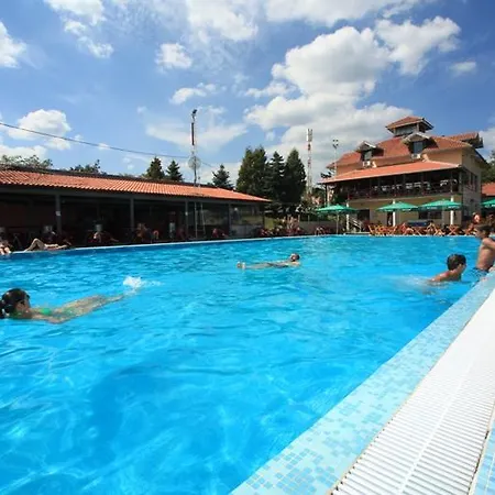 Tenesi Motel 3*