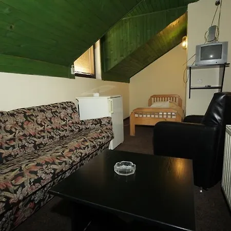 Tenesi Motel 3*