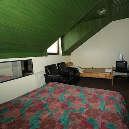 Tenesi 3*